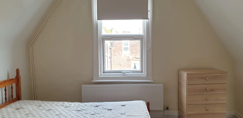 16 Arboretum Avenue -  Spare room En-suites - Thumbnail 15